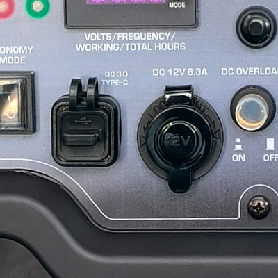 Złącze 12V oraz porty USB
