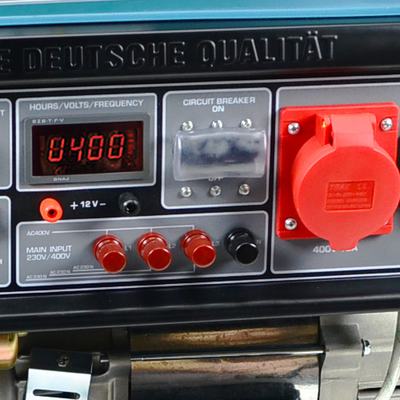  panel de control cómodo y ergonómico con arranque eléctrico